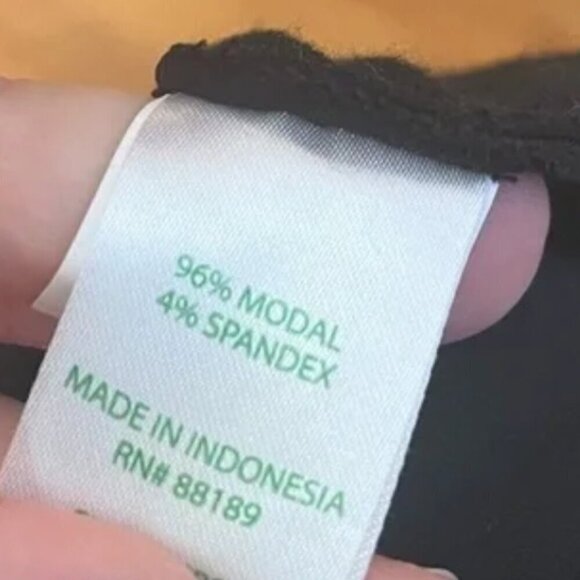 Lilly Pulitzer Belinda Pullover Onyx Black Size Medium - Picture 7 of 7